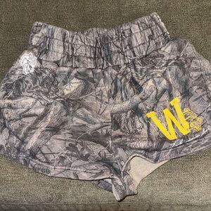 DARC SPORT Women's Camouflage Shorts